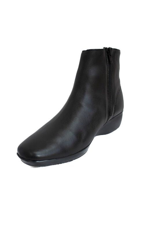 JARKING Botín para Dama al Tobillo Piel de Borrego Color Negro. 12000